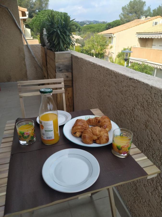 Apartament Azzura, Duplex Lumineux Acces Direct A La Plage Sainte-Maxime Zewnętrze zdjęcie